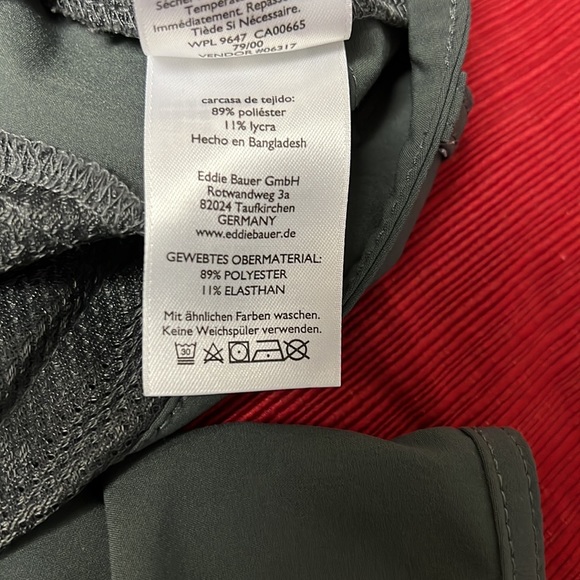 Eddie Bauer capris - Picture 7 of 8